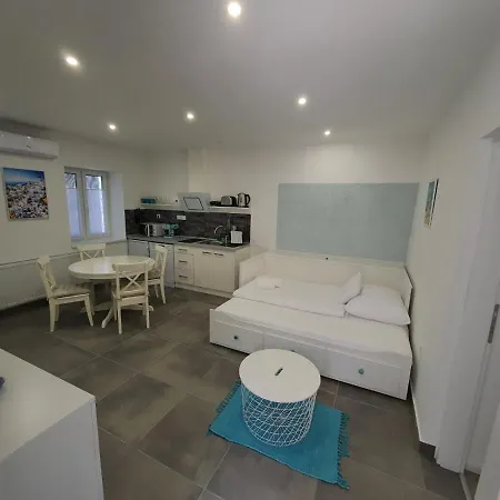 Mykonos * Makó