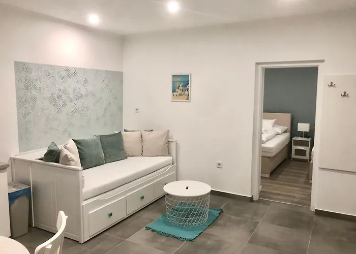 Mykonos מאקו